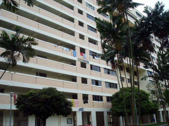 Yishun Street 61 thumbnail photo